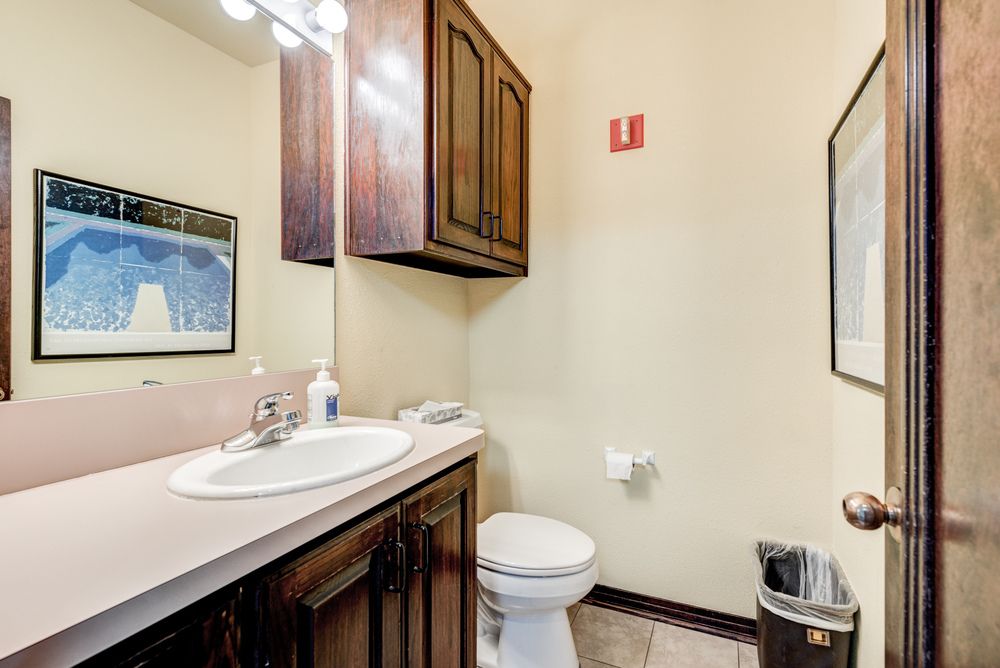 501 W Harwood Rd, Hurst, TX 76054